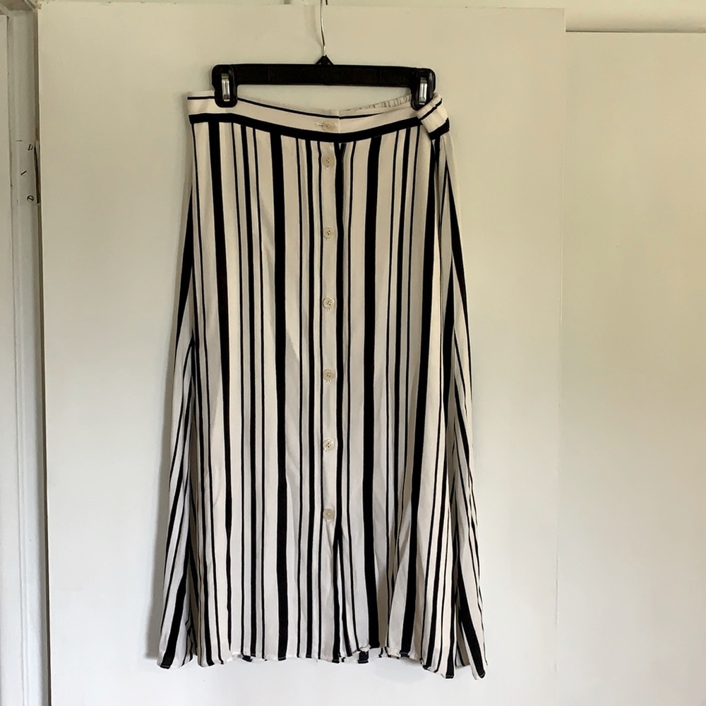Ann Taylor LOFT midi skirt